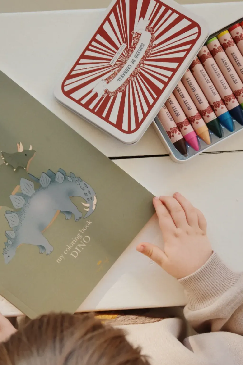 Konges Slojd Cahier de Coloriage et Crayons Dinos - Outlet