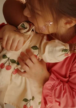 Konges Slojd Ensemble de Vêtements Poupée Cerises - Online