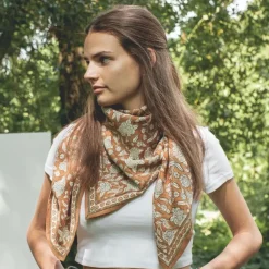 Apaches Collections Foulard Latika Coeurs Châtaigne - Online