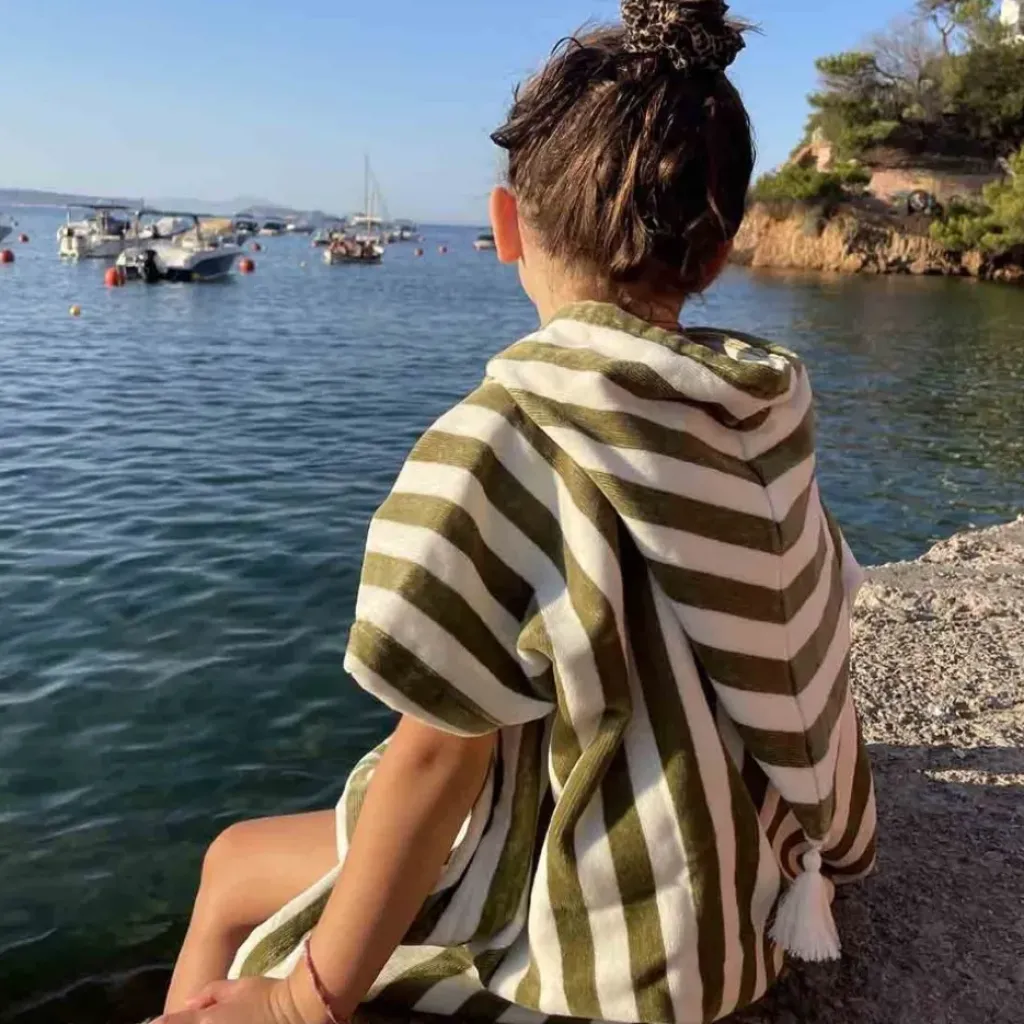 Rose In April Poncho Suzon Rayé Kaki - Fashion