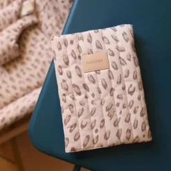 nobodinoz Protège Carnet de Santé Léopard Latte - New
